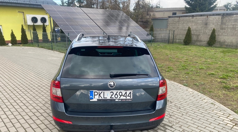 Skoda Octavia cena 37600 przebieg: 240000, rok produkcji 2014 z Sokołów Podlaski małe 92